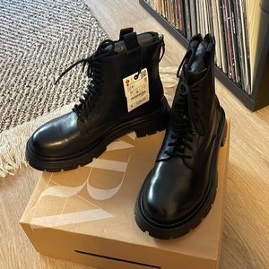 Zara Boot